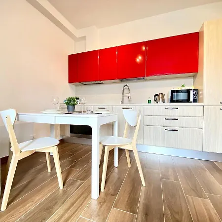 Apartment 15 Minuti Dall'istituto Ortopedico Galeazzi - Silenzioso Con Cucina, Wifi E Netflix *